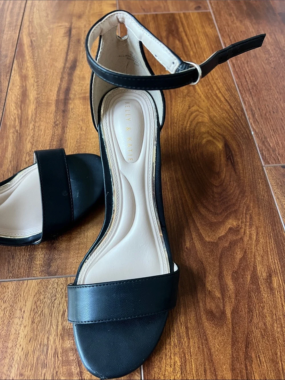 Kelly & Katie sleek black